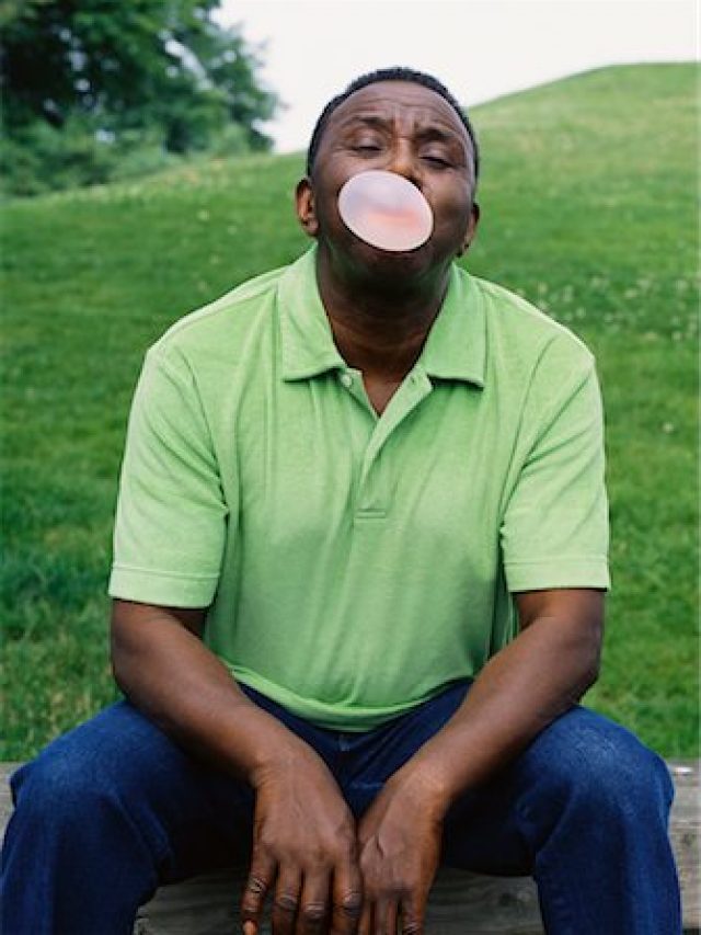10 Harmful Effects Of Chewing Gum